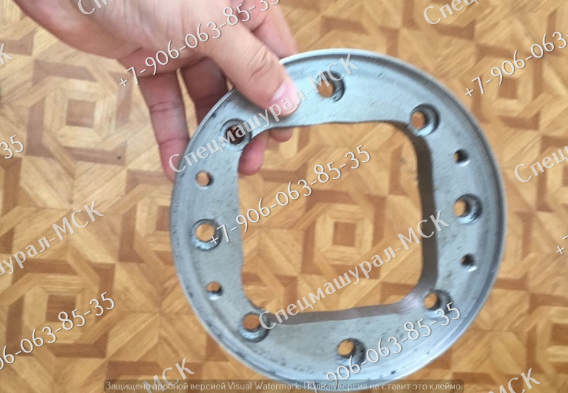 Крышка верхняя вращателя БМ-302Б.09.50.016 для БКМ-317 Крышка верхняя вращателя БМ-302Б.09.50.016 для БКМ-317